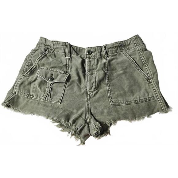 American Eagle Women's Olive Green Denim Shorts with Pockets and Raw Hem Size 8 - Picture 1 of 8